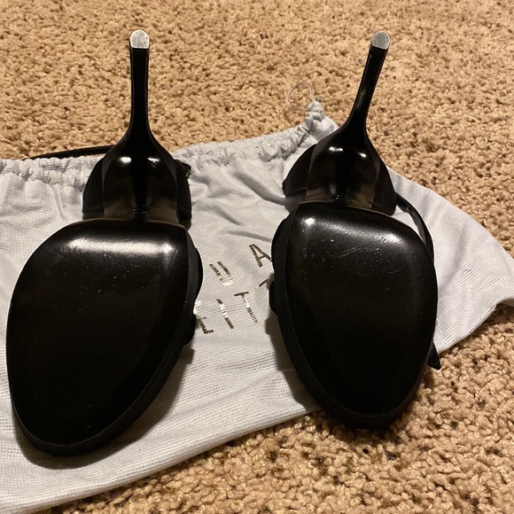 Stuart Weitzman satin black 5” heels size 8 wide - Picture 5 of 12